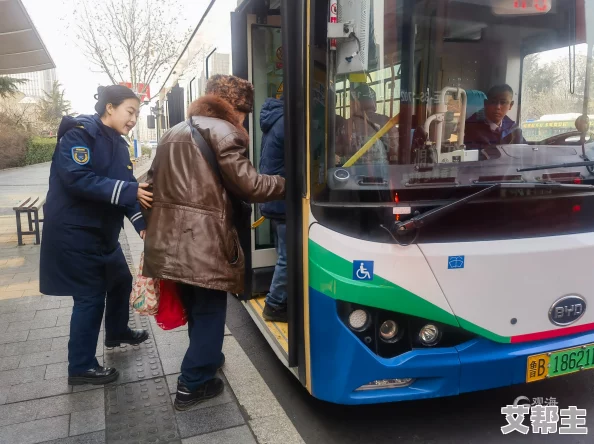 在公交车上体验爽快大快深点的刺激视频，感受不一样的旅程乐趣！